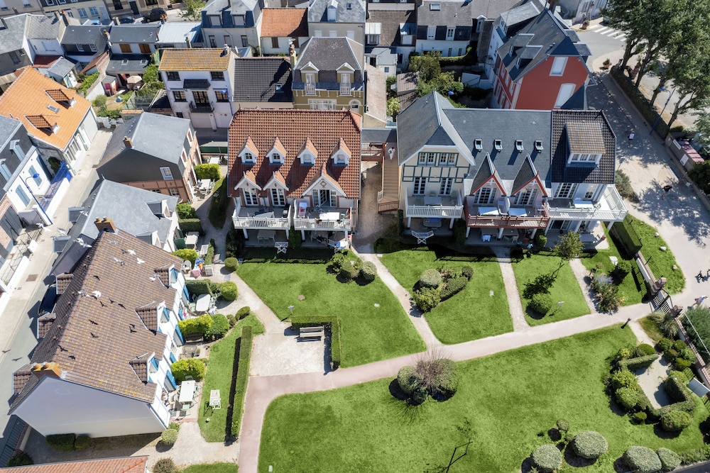Residence Pierre Vacances Premium Residence de La Plage 42/50