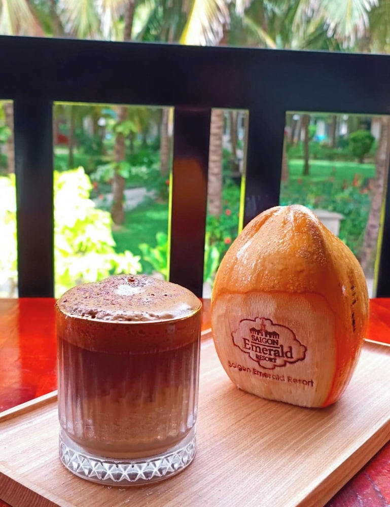Saigon Emerald Resort 36/72
