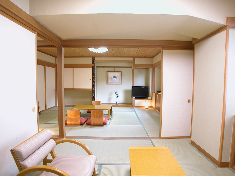 Hotel Shirakabaso Shiga Kogen 25/33