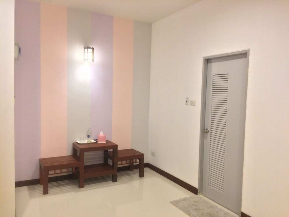 Suanrak Resort 7/16