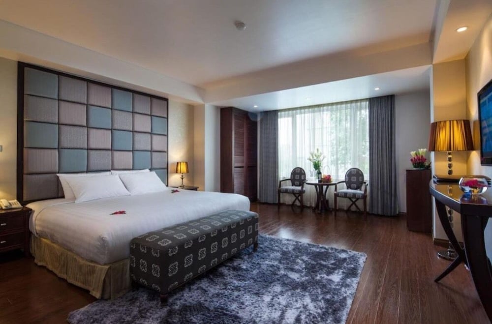 Skylark Boutique Hotel 24/50