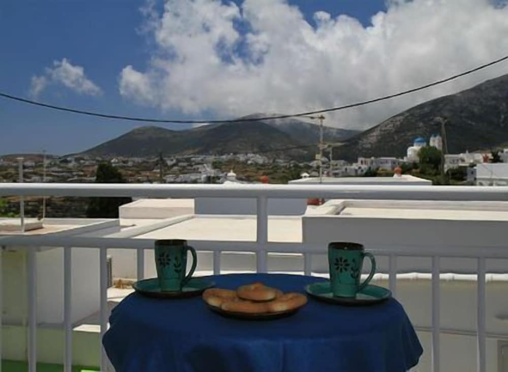 Hotel Artemon 25/26