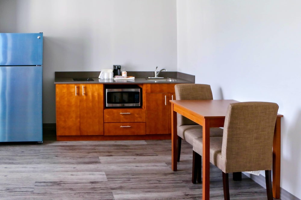 Quality Inn and Suites Watertown Fort Drum 10/50