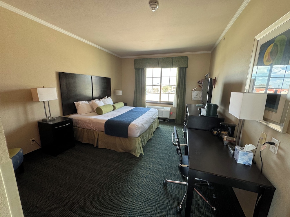 Cityview Inn And Suites 12/28