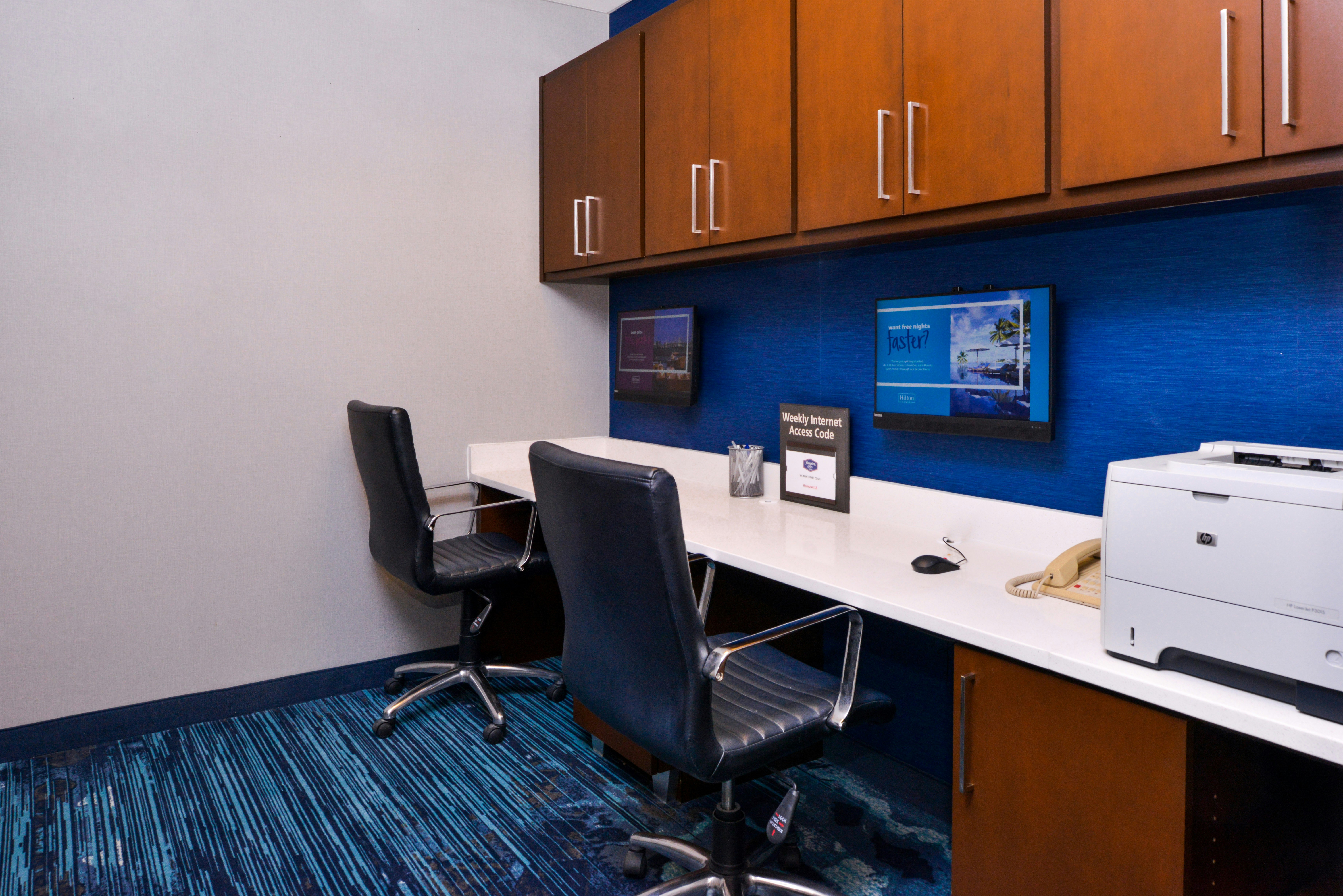 Hampton Inn & Suites Legacy Park-Frisco 48/55