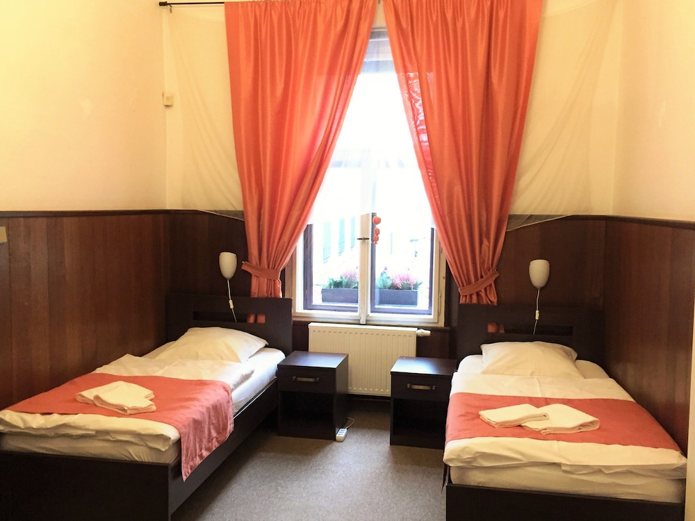 Old Prague House 35/68