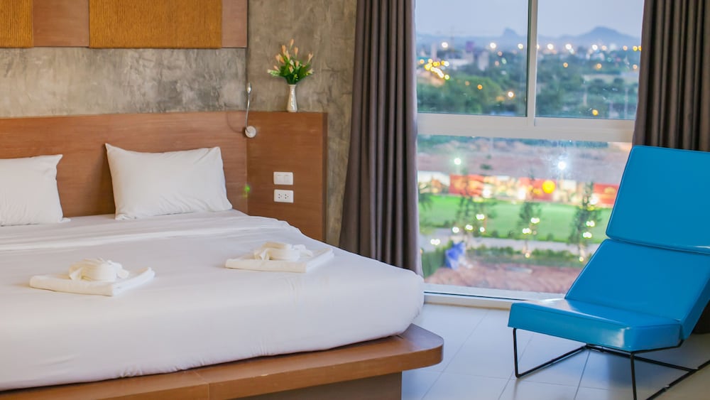 B2 Jomtien Pattaya Boutique Budget Hotel 30/60