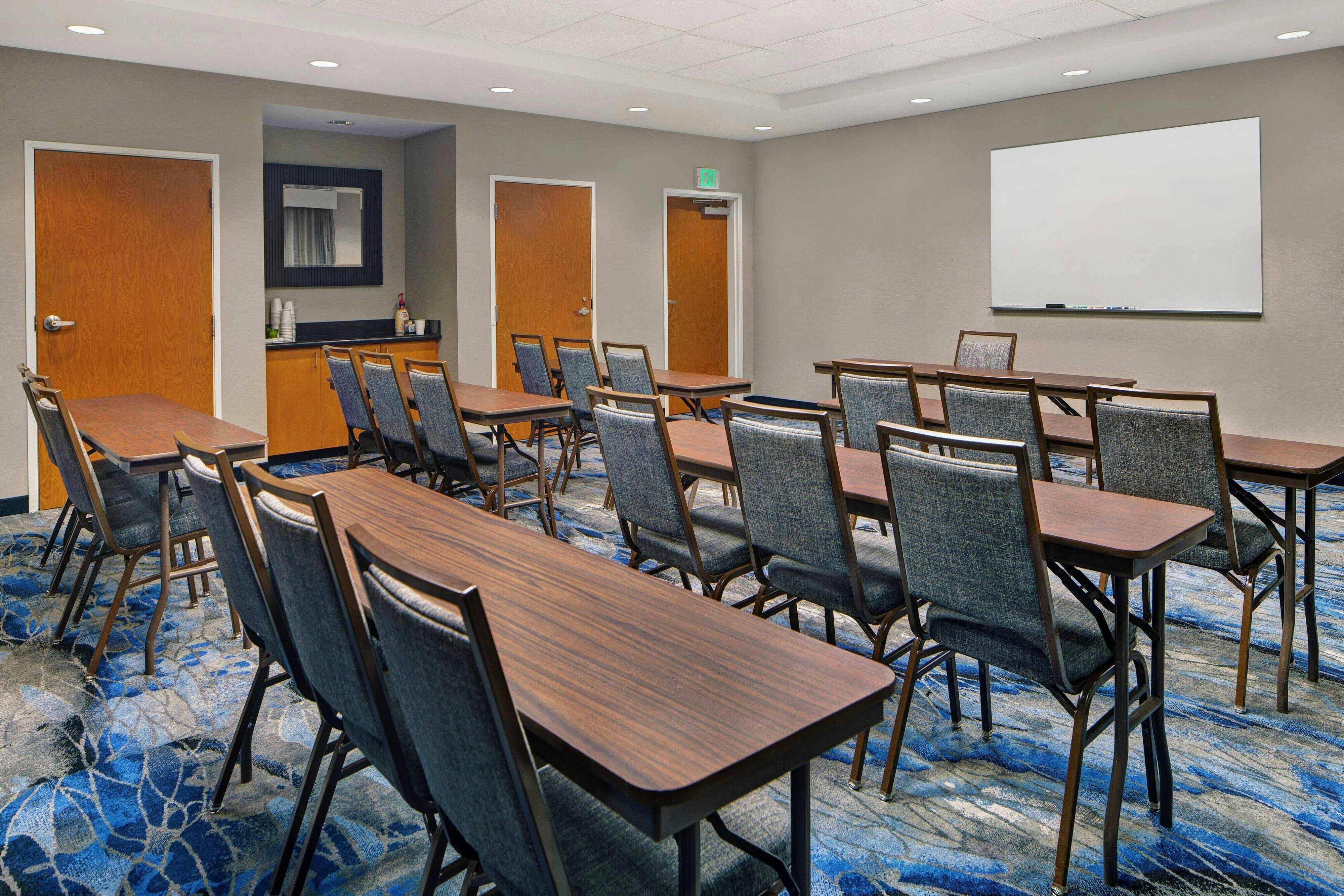 Fairfield Inn Suites Carlsbad 15/22