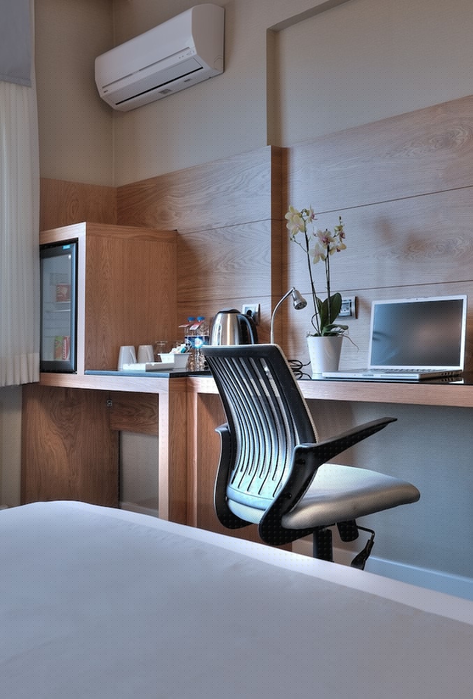 Rodosto Hotel 47/52