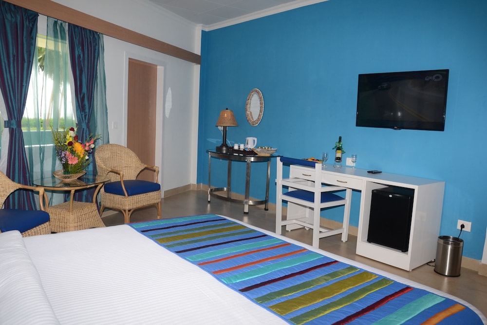 Peerless Sarovar Portico 17/45