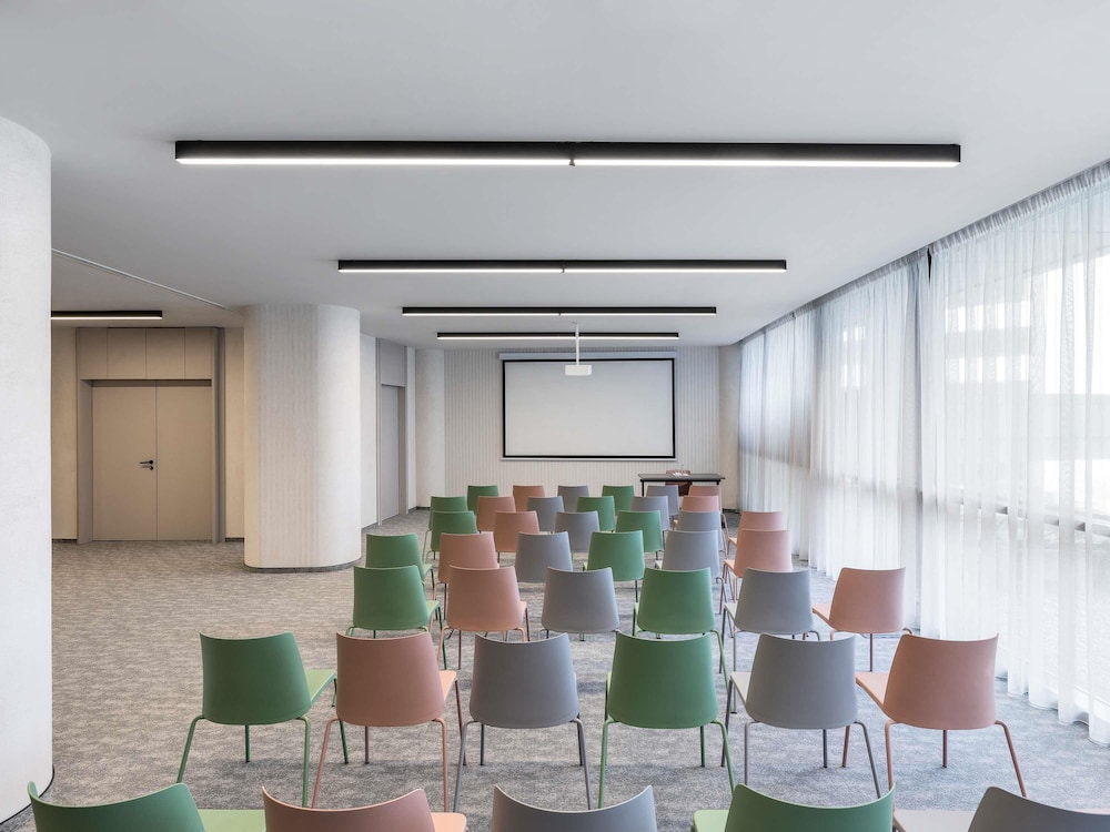 Mercure Sofia City 100/105