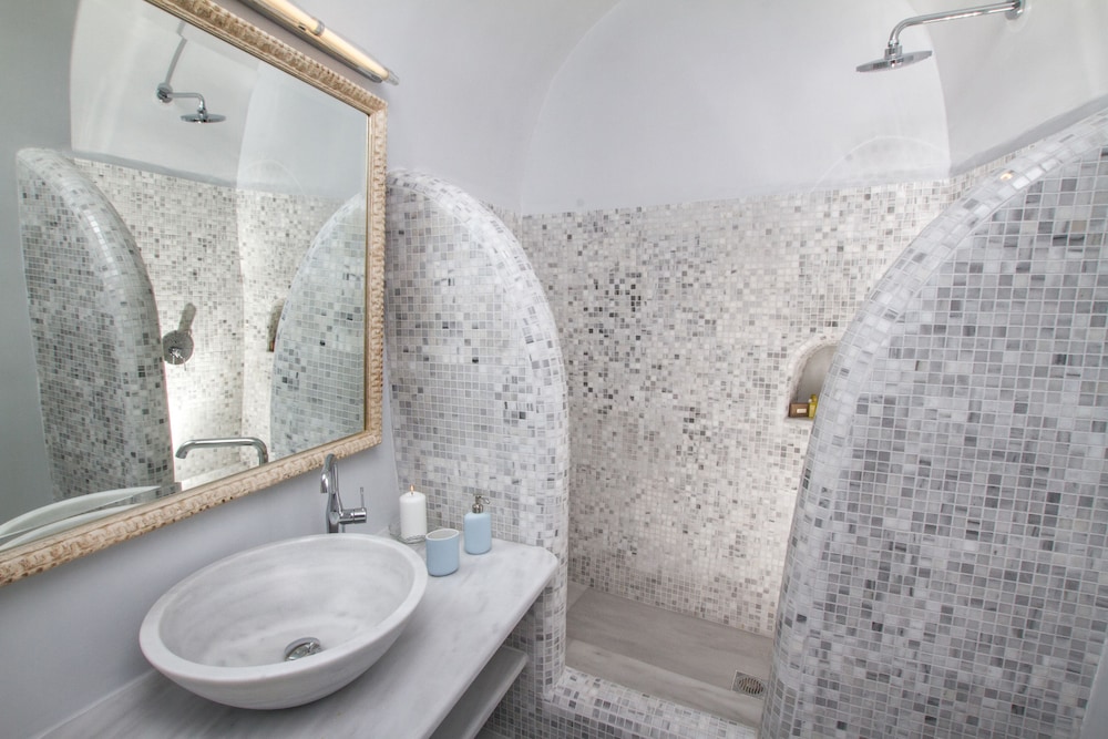 Oia Mare Villas - Adults only 46/50
