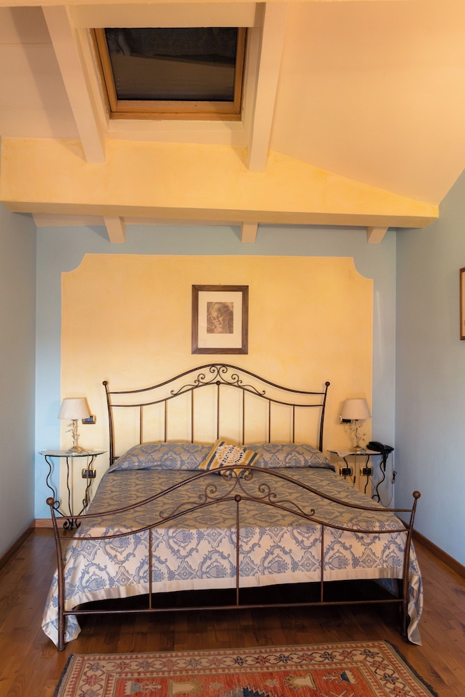 Villa Bongiovanni 18/44