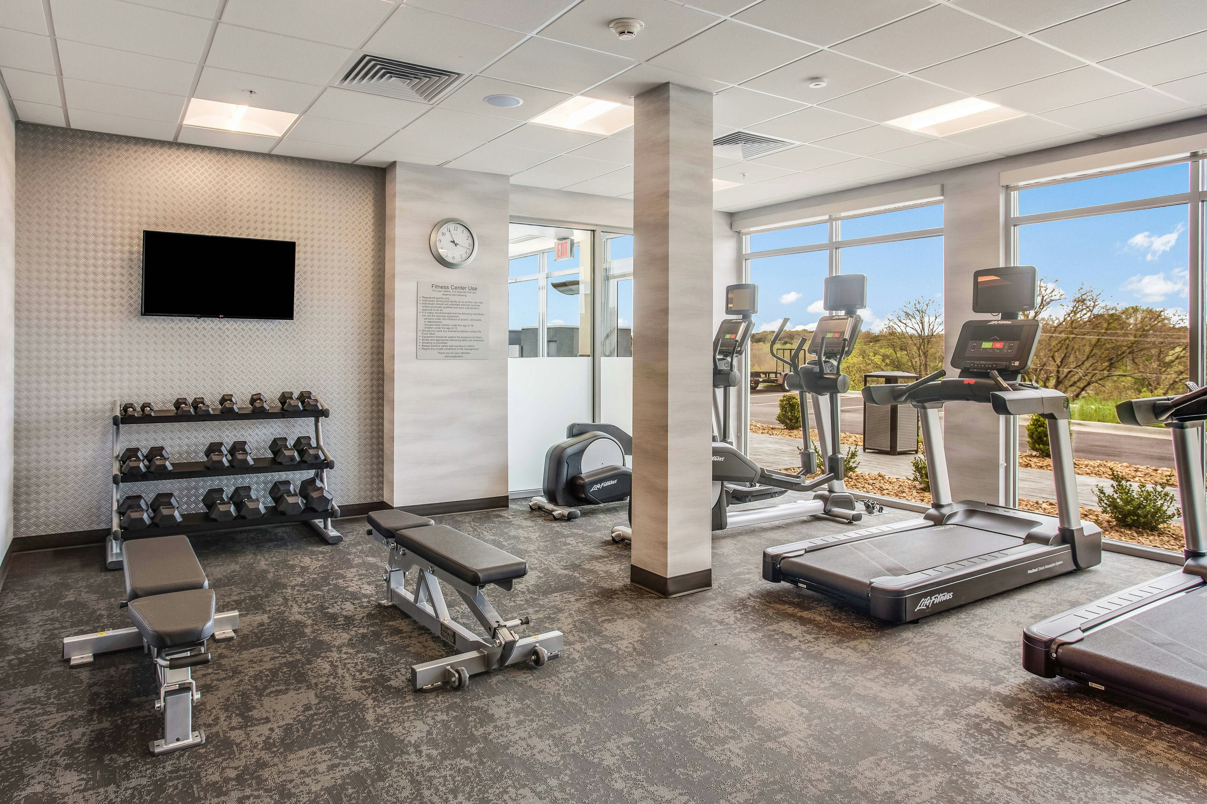 Fairfield Inn & Suites by Marriott Rolla 27/46