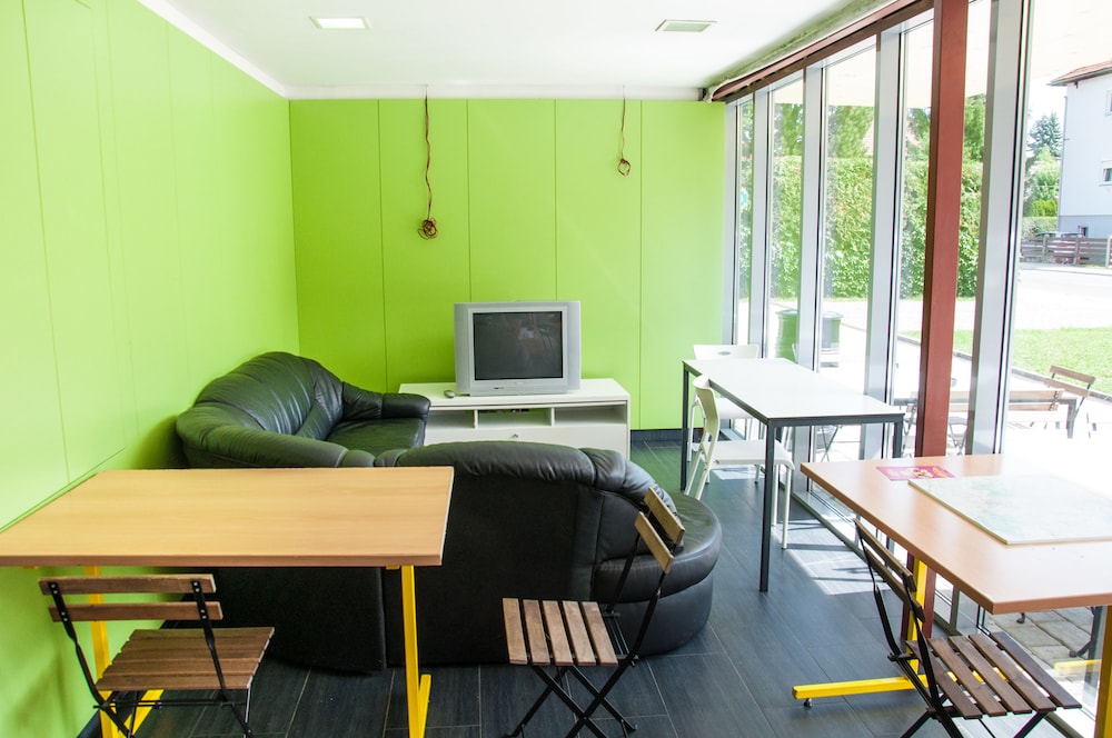 Simbol Rooms 30/41