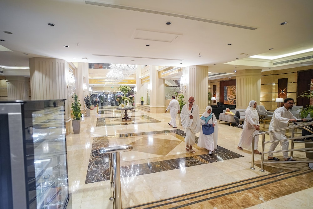 فندق اعمار المنار(Emaar Al Manar Hotel) 35/37