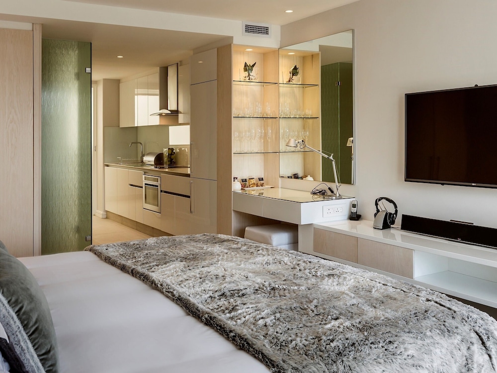 South Beach Camps Bay 16/44