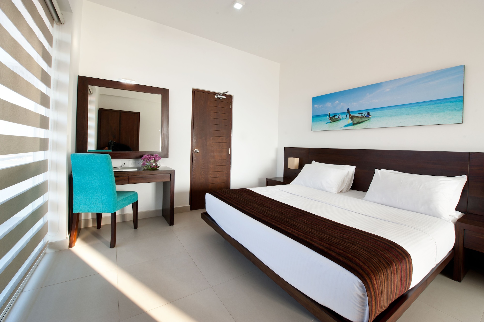 2 BEDROOMS, CONNECTING, LUXURY, APARTMENT, BEACH FRONT
