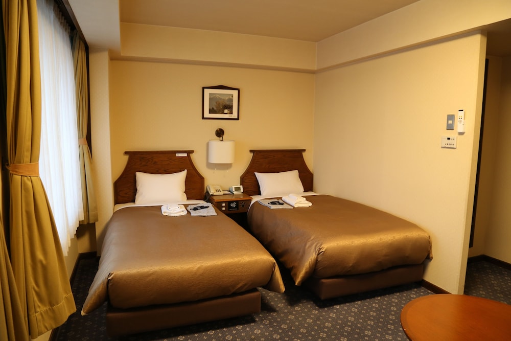 Hotel New Station 10/50