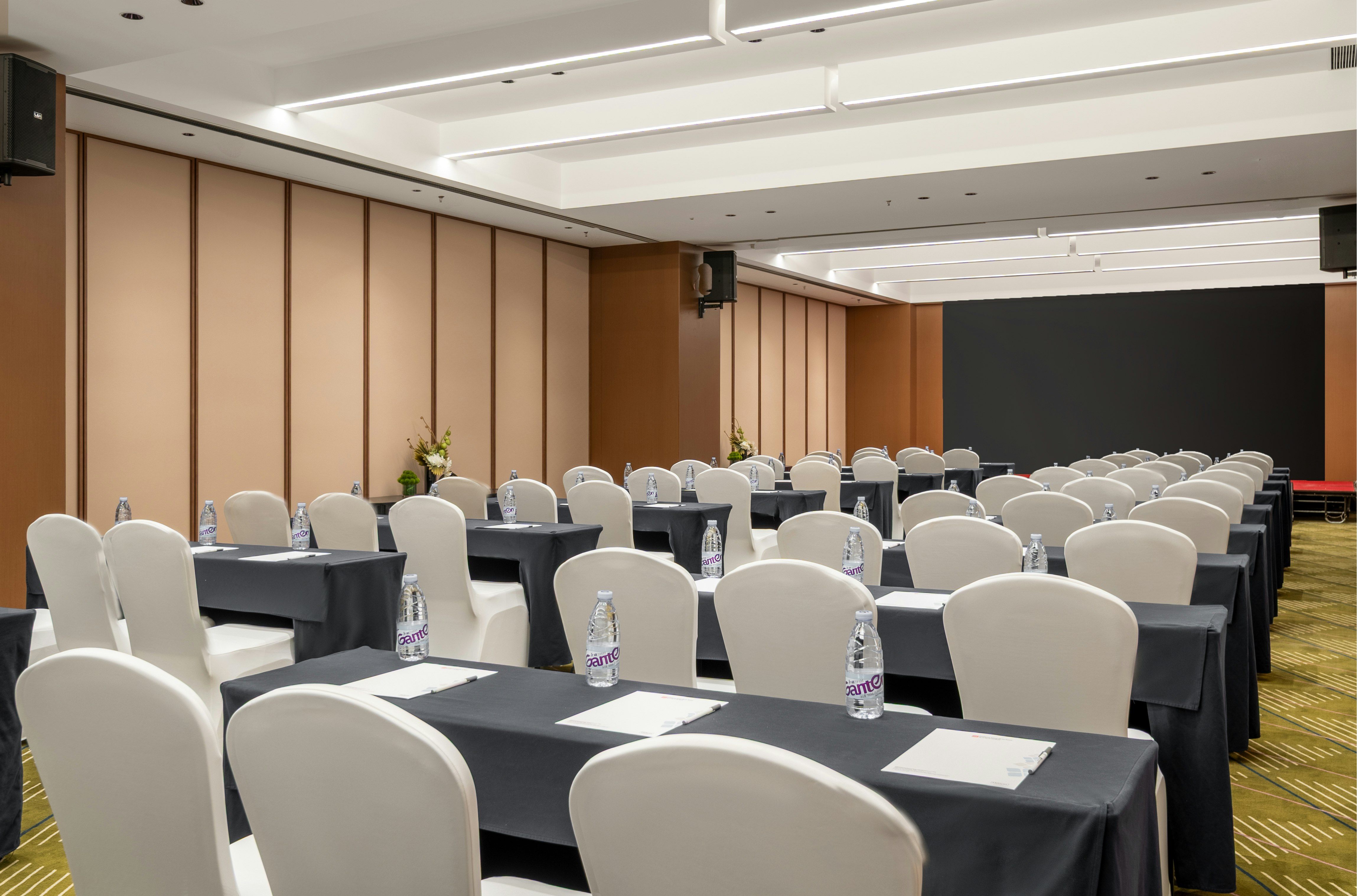 Hilton Garden Inn Wuhu Economic Tech Zone 36/40