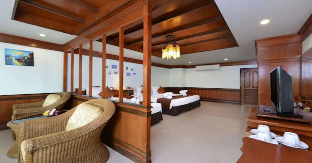 Phangan Bayshore Resort 50/69