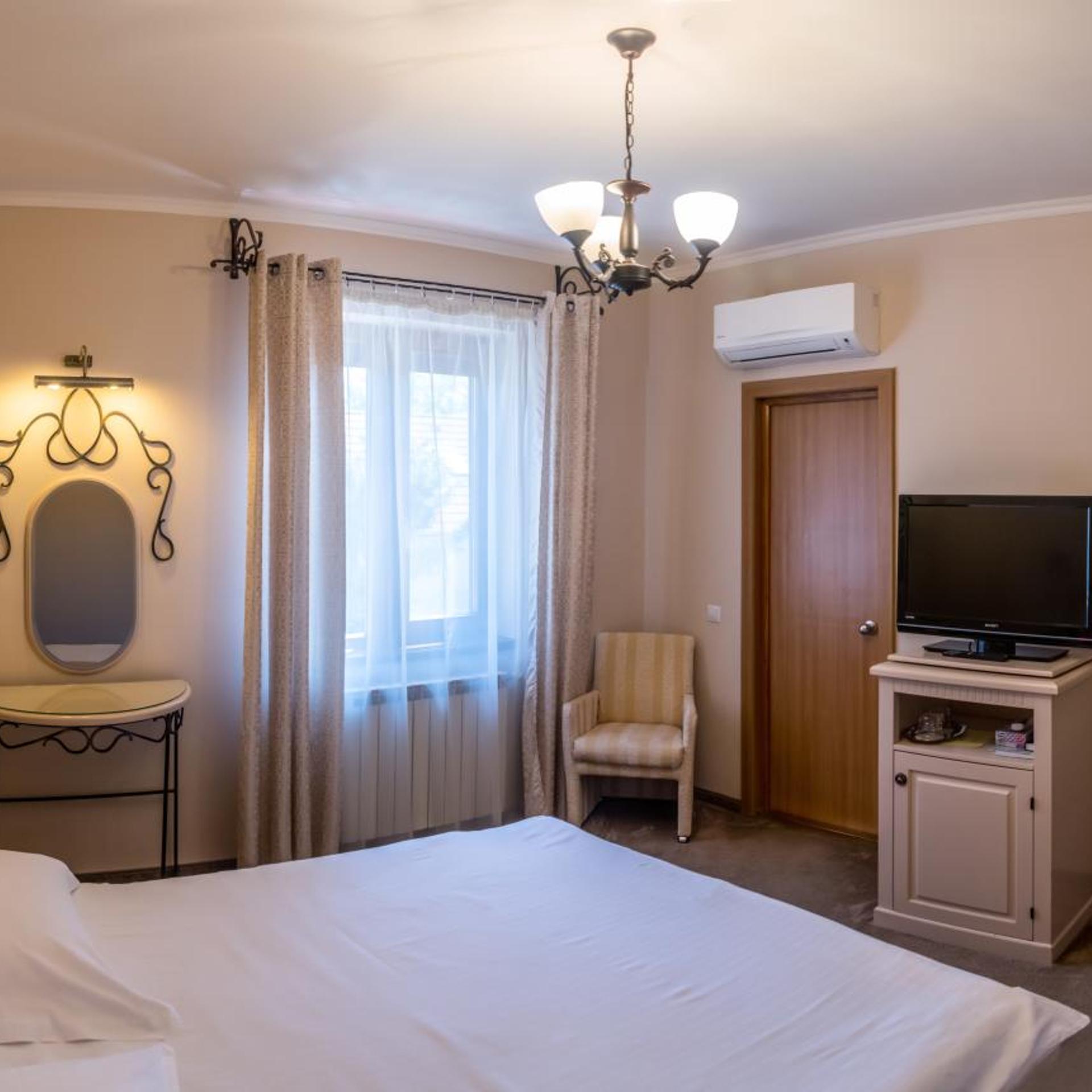 Elite Hotel 9/46
