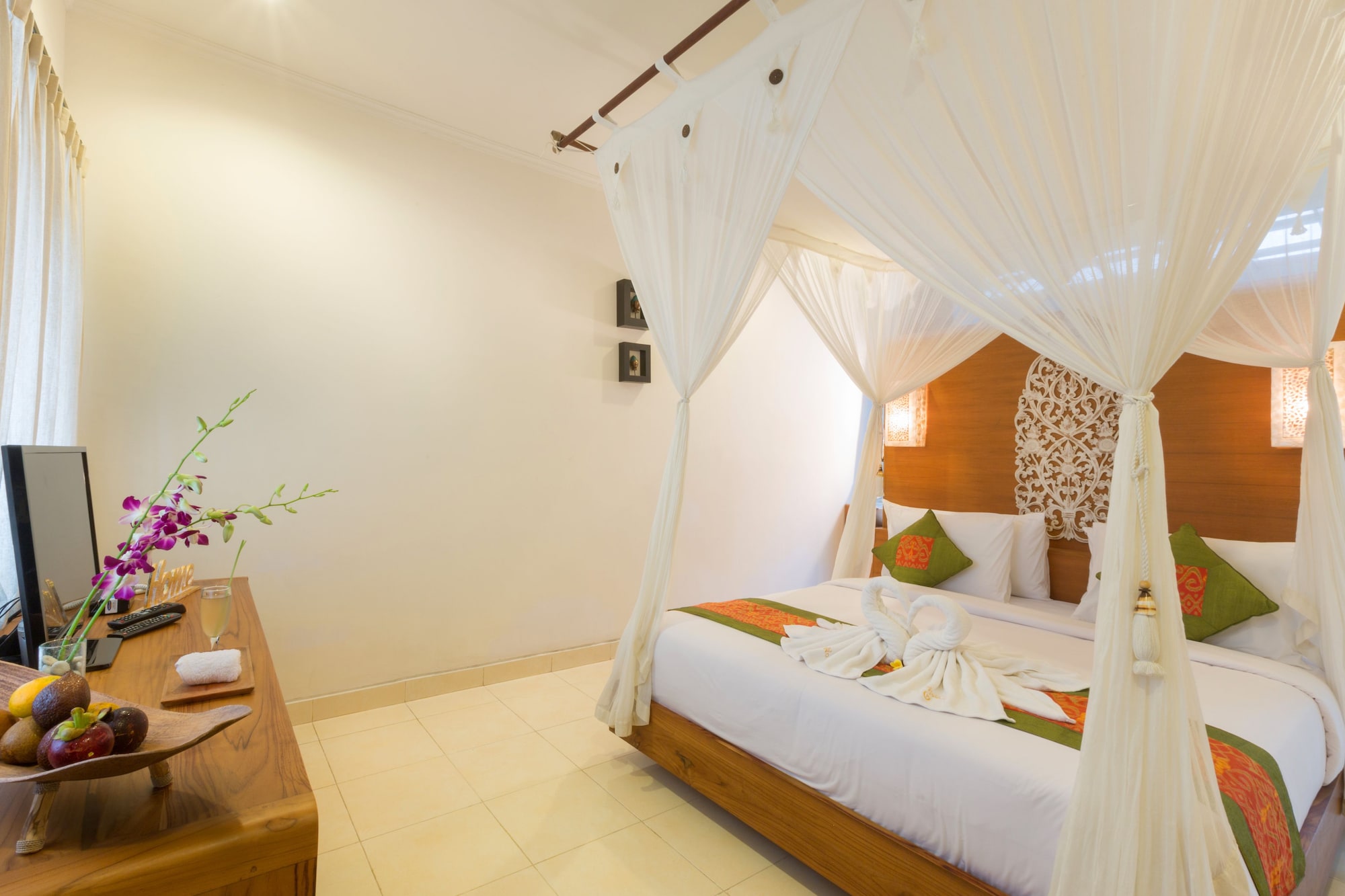 Suite, King Bed