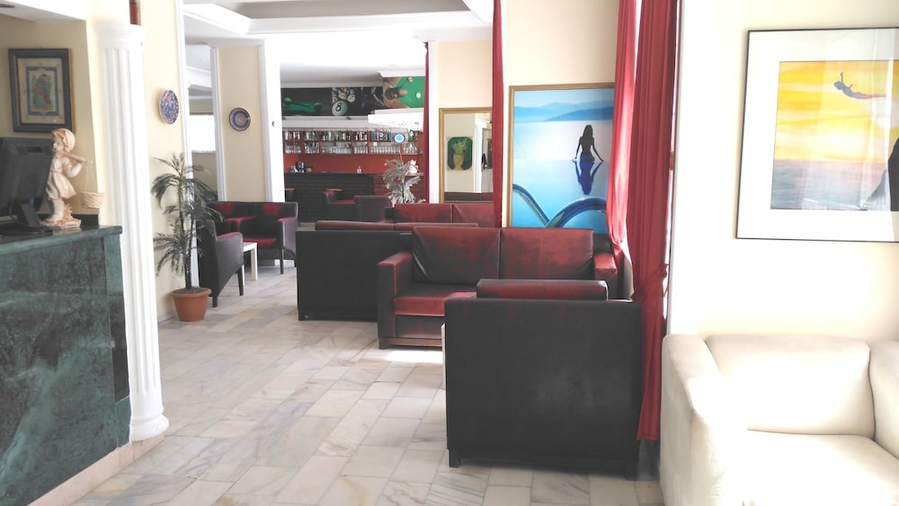 First Class Hotel 43/59