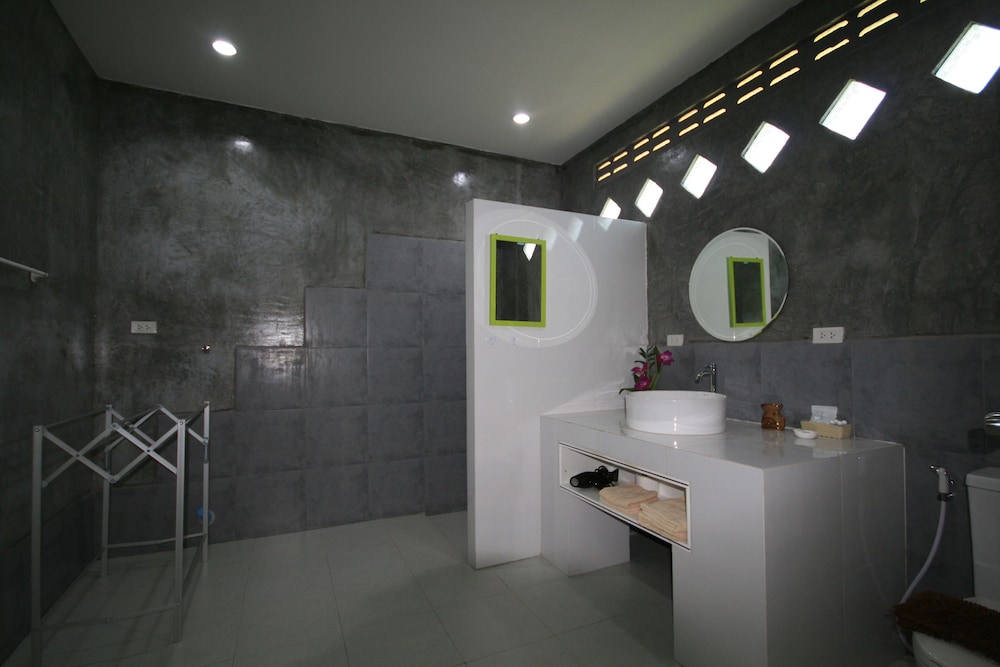 Orchidilla Phuket Mai Khao Residence 24/24