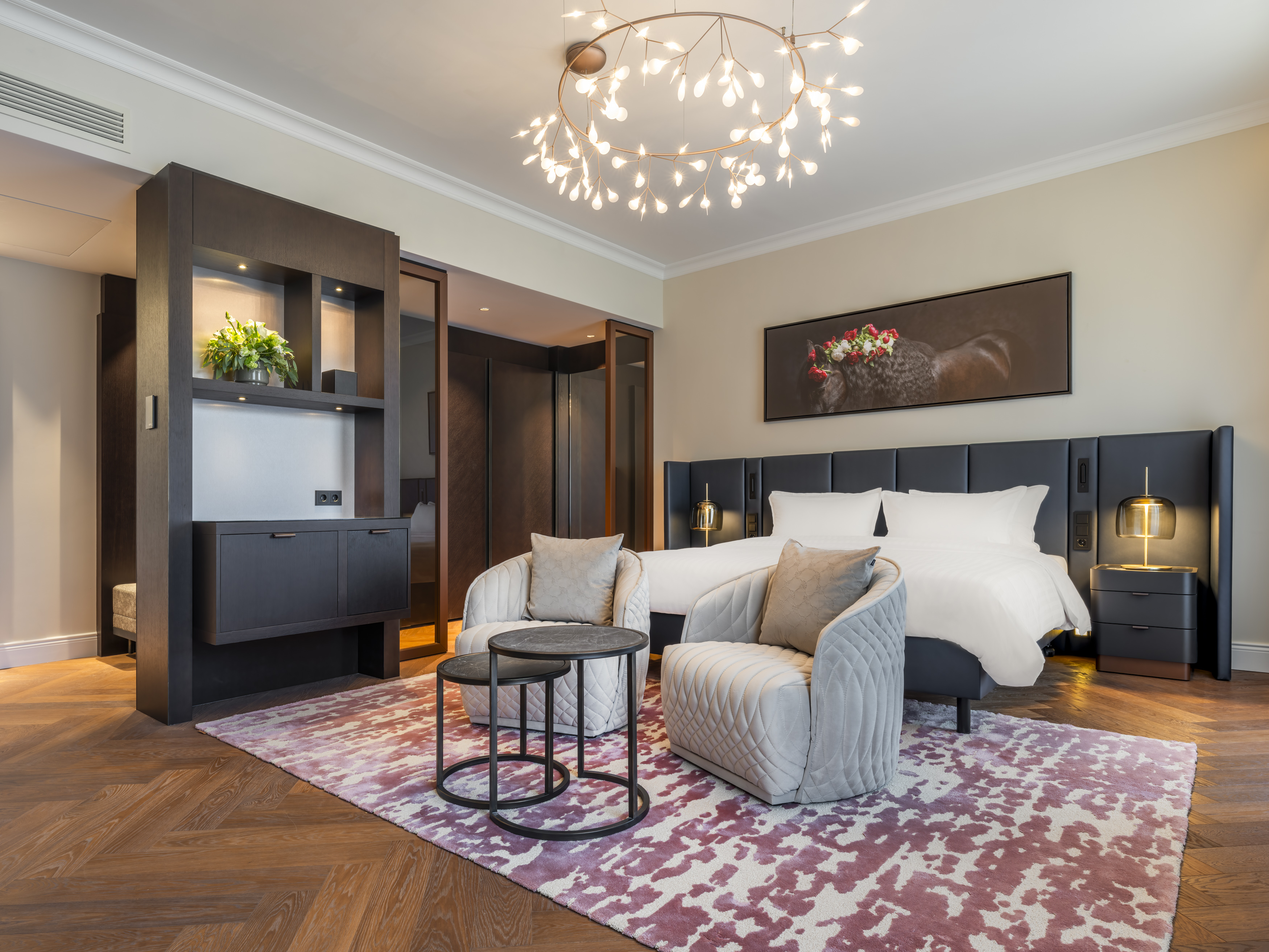 Heritage, Suite, Castle View