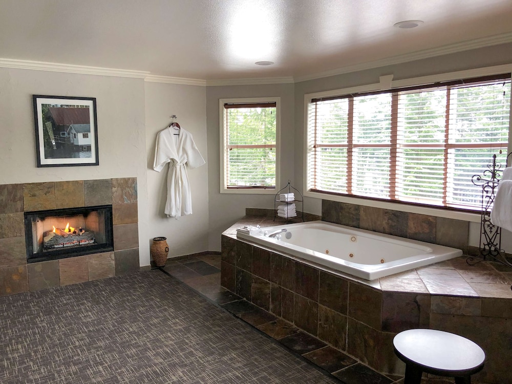 Best Western Wesley Inn & Suites 10/43
