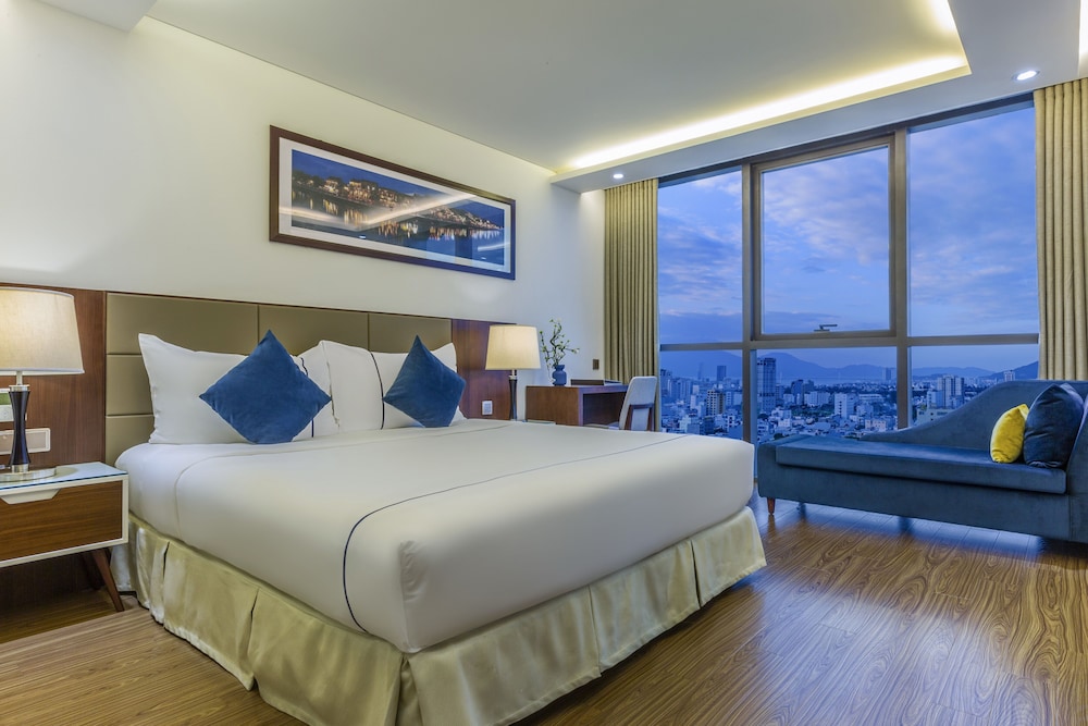 Pavilion Hotel Da Nang 21/77