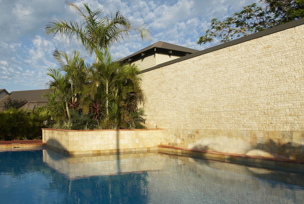 Mantra Frangipani Broome 52/57