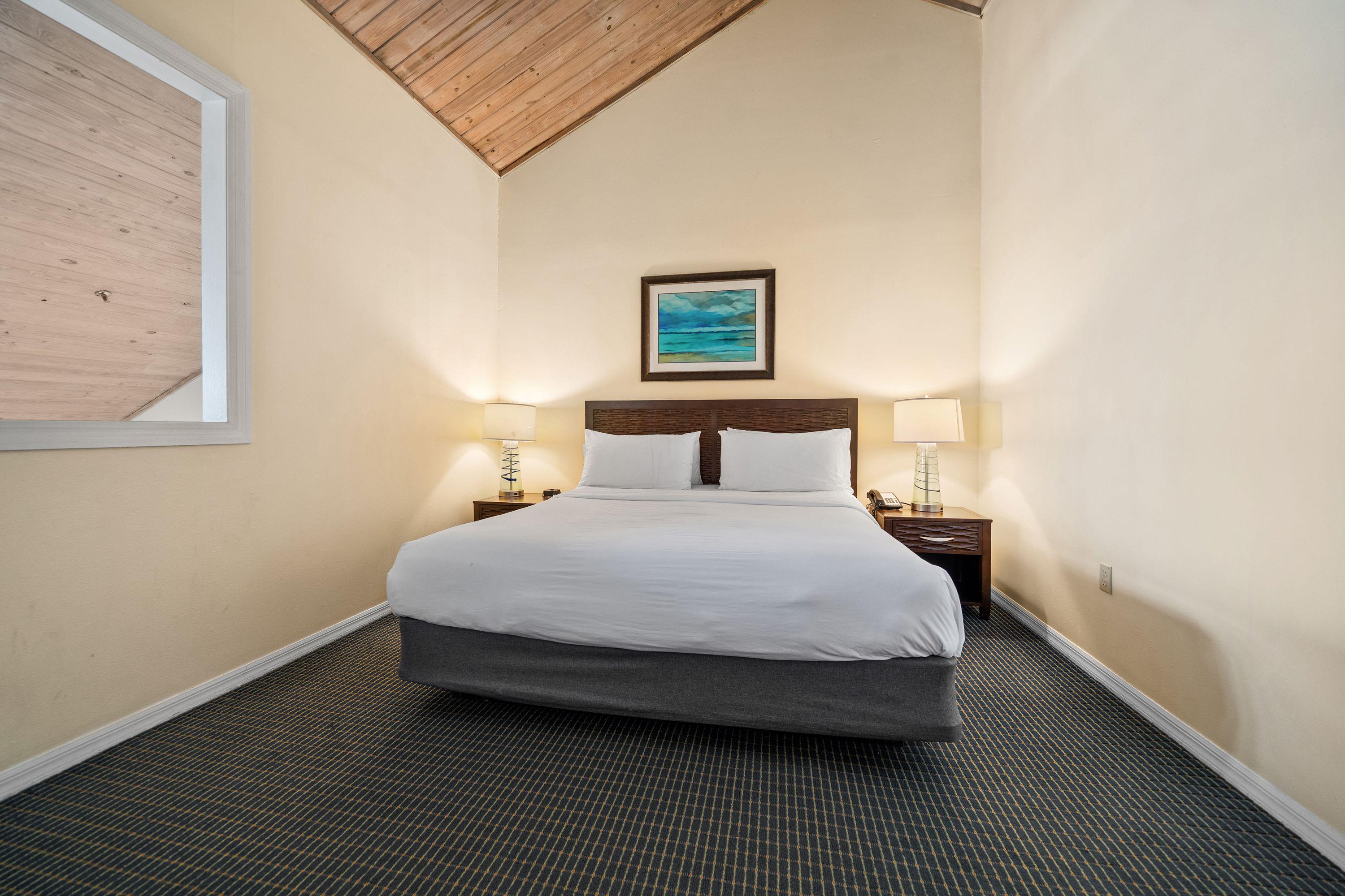 Suite, King Bed