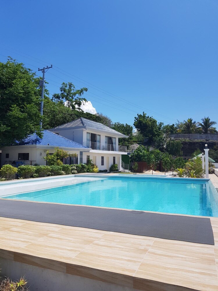 Seascape Resort Oslob 12/66