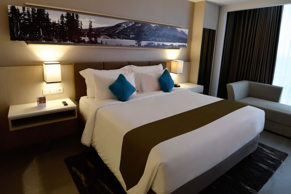 SWISS-BELHOTEL JAMBI 12/60