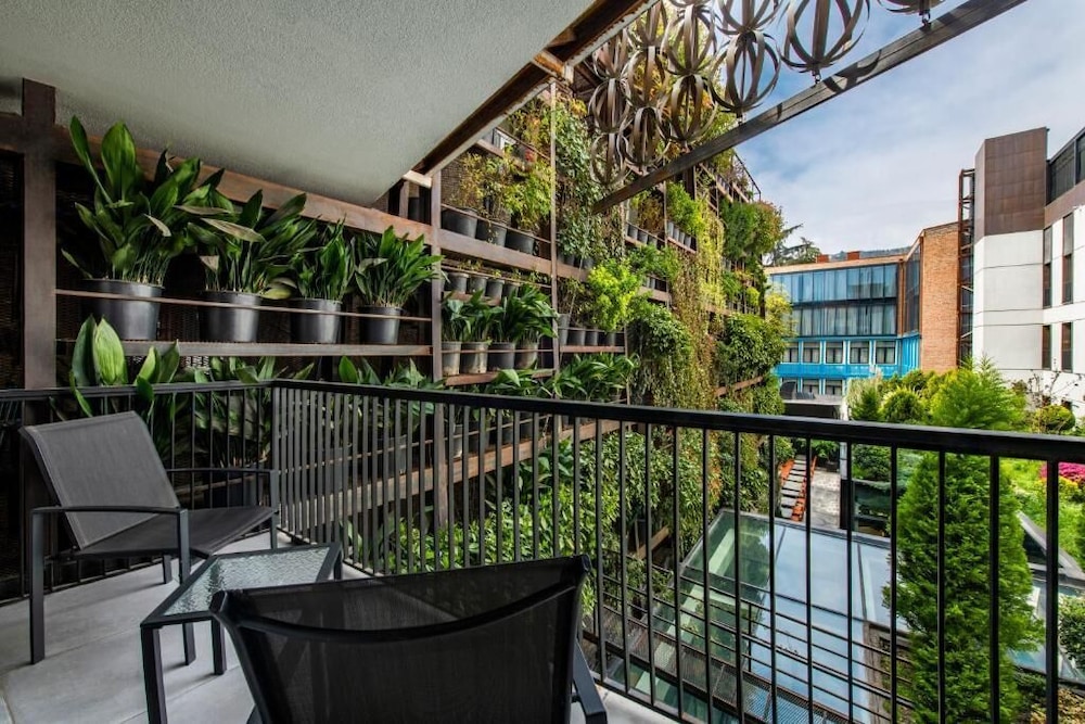 Iota Hotel Tbilisi 59/64