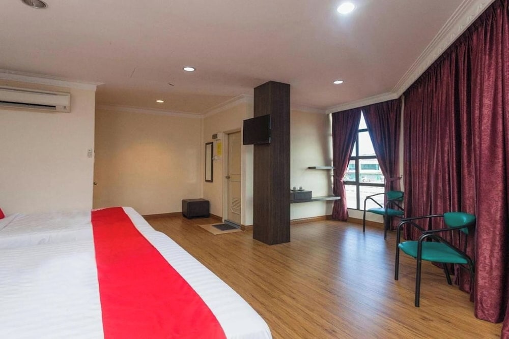 Hotel O T P Hotel 22/54