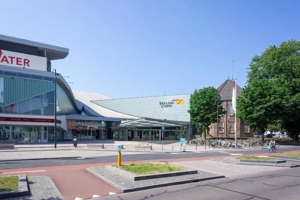 GOLDEN TULIP KEYSER BREDA 57/64