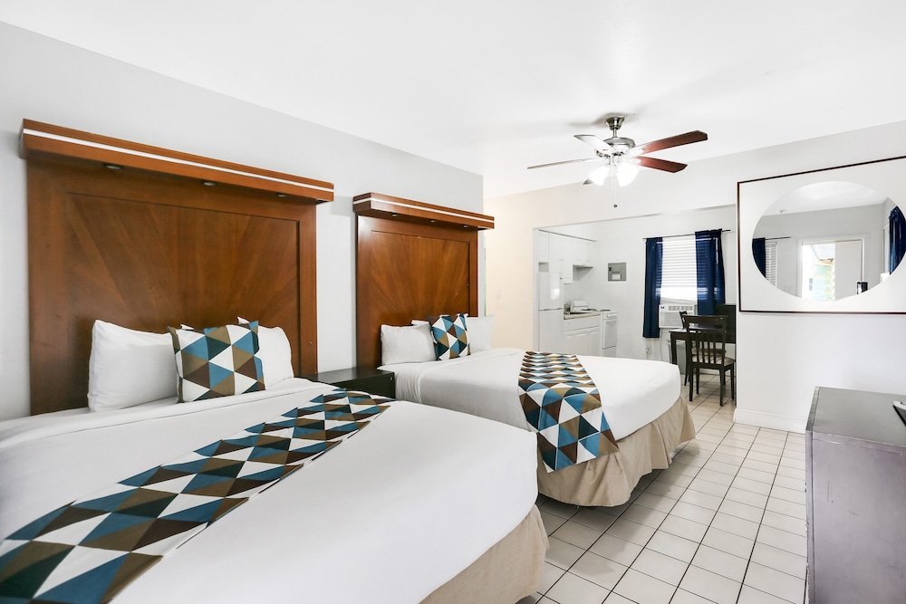 Hollywood Beach Hotels 16/92