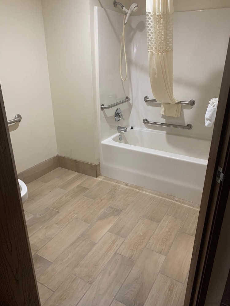 Baymont By Wyndham Bridgeport Frankenmuth 22/59