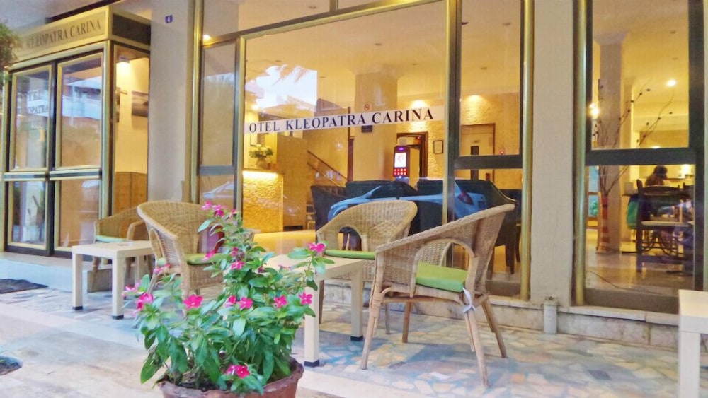 Kleopatra Carina Hotel 32/35