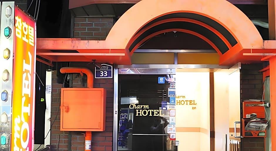 Charm Hotel 5/22
