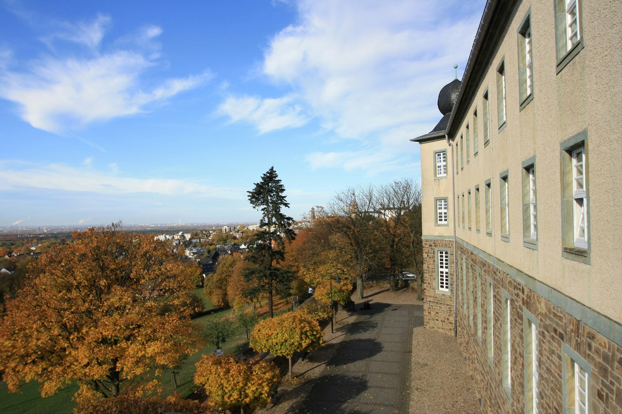 Kardinal Schulte Haus 18/23