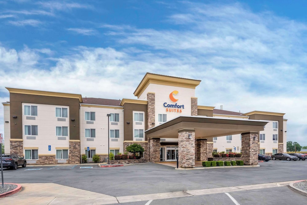 Comfort Suites Redding - Shasta Lake 47/52