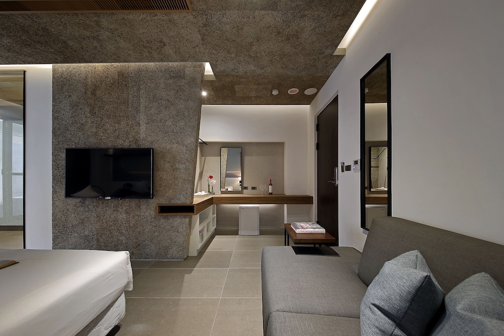 Laurel Villa 32/48