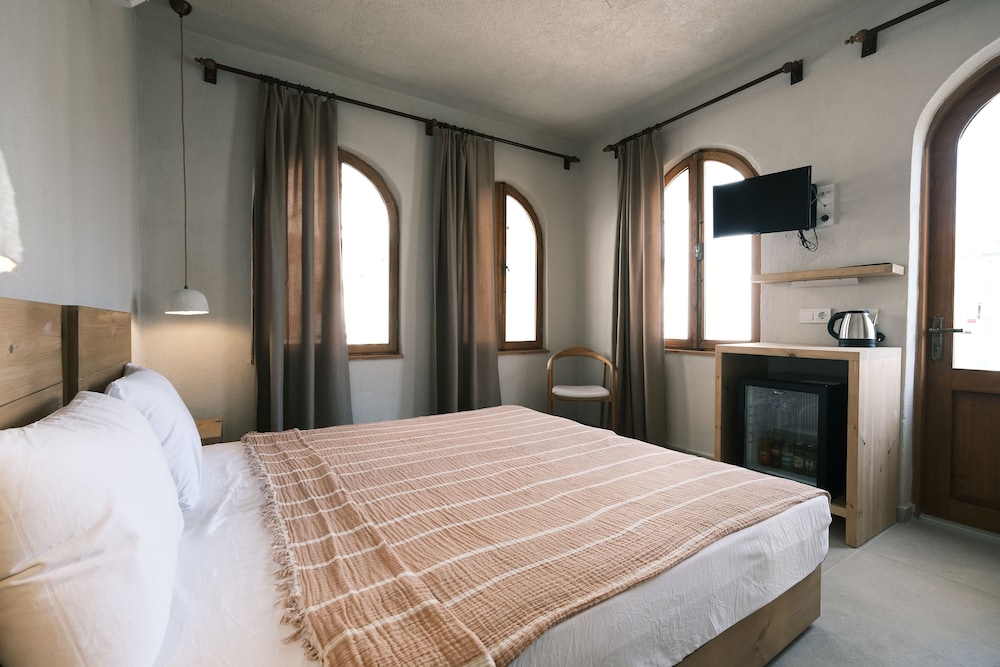 Nephos Hotel 17/50