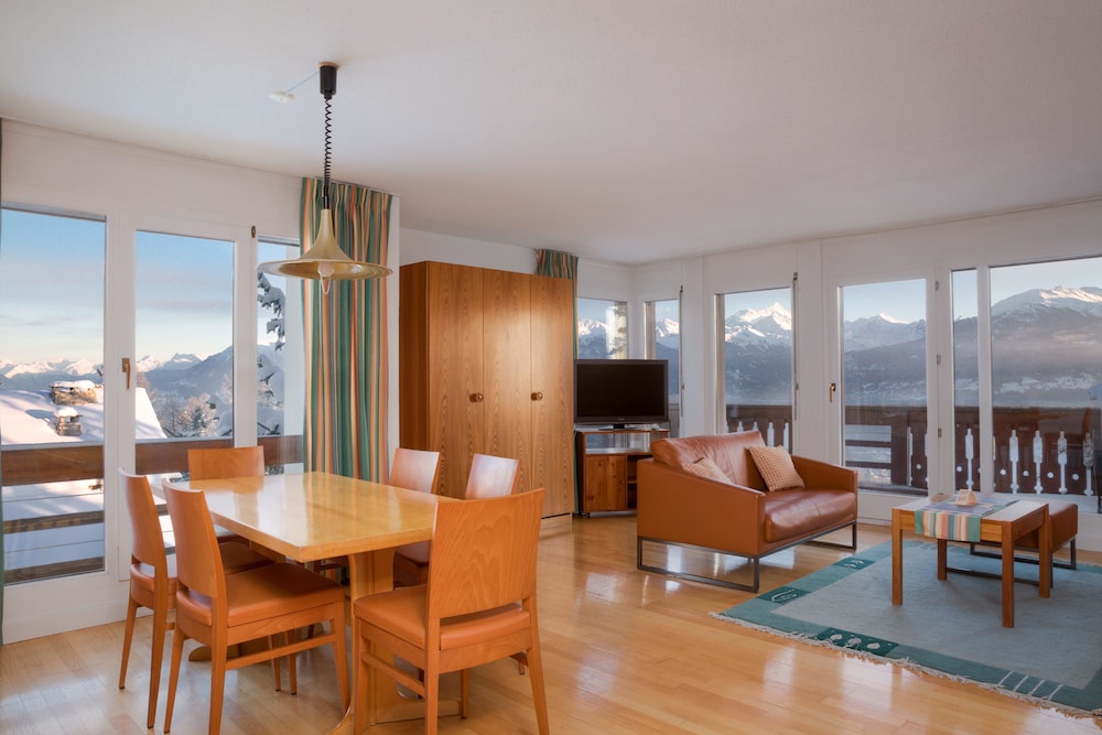 Helvetia Intergolf Hotel And Aparthotel 48/70