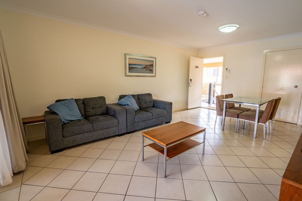 KALBARRI EDGE RESORT 50/70