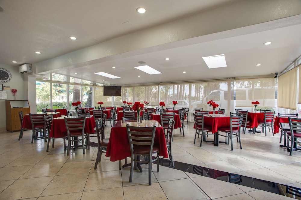 restaurant-cafeteria